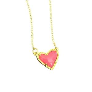 Kendra Scott Ari Heart Gold Neon Pink Magnesite Pendant Necklace